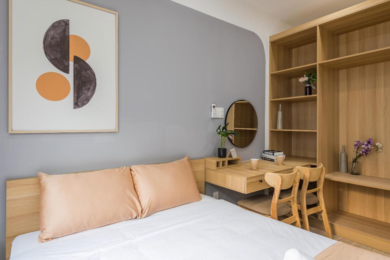 Cozrum Homes Ambera House ホーチミン市 エクステリア 写真