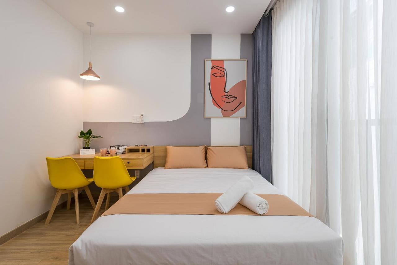 Cozrum Homes Ambera House ホーチミン市 エクステリア 写真