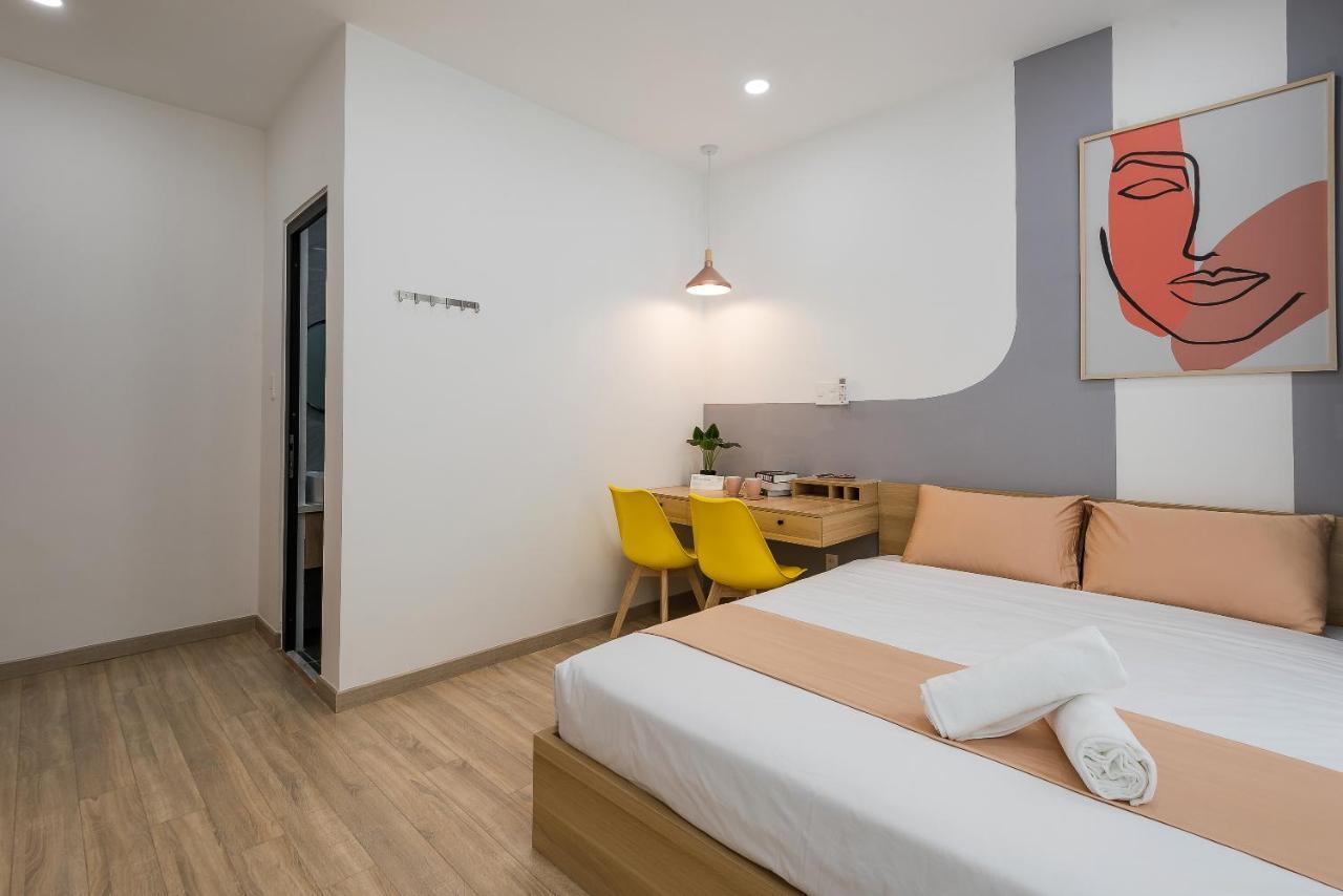 Cozrum Homes Ambera House ホーチミン市 エクステリア 写真