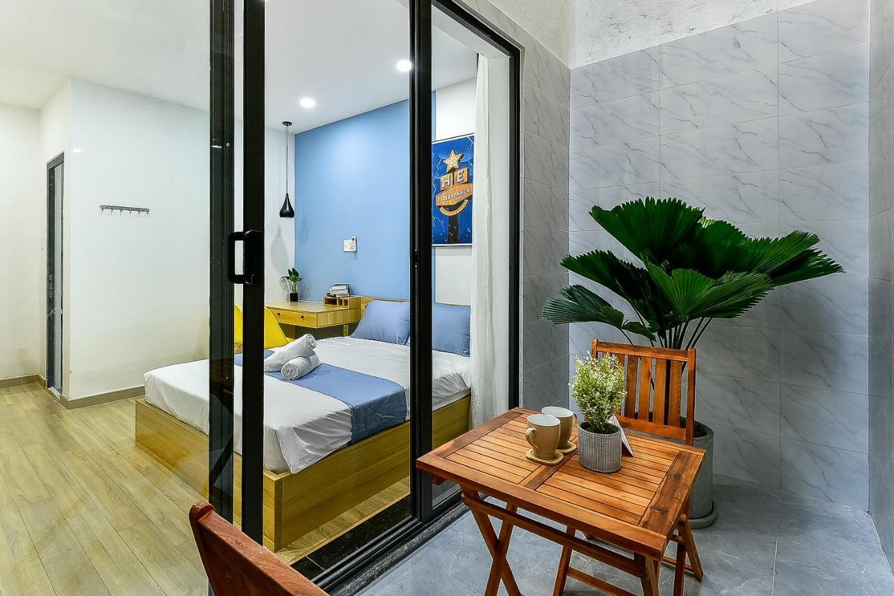 Cozrum Homes Ambera House ホーチミン市 エクステリア 写真