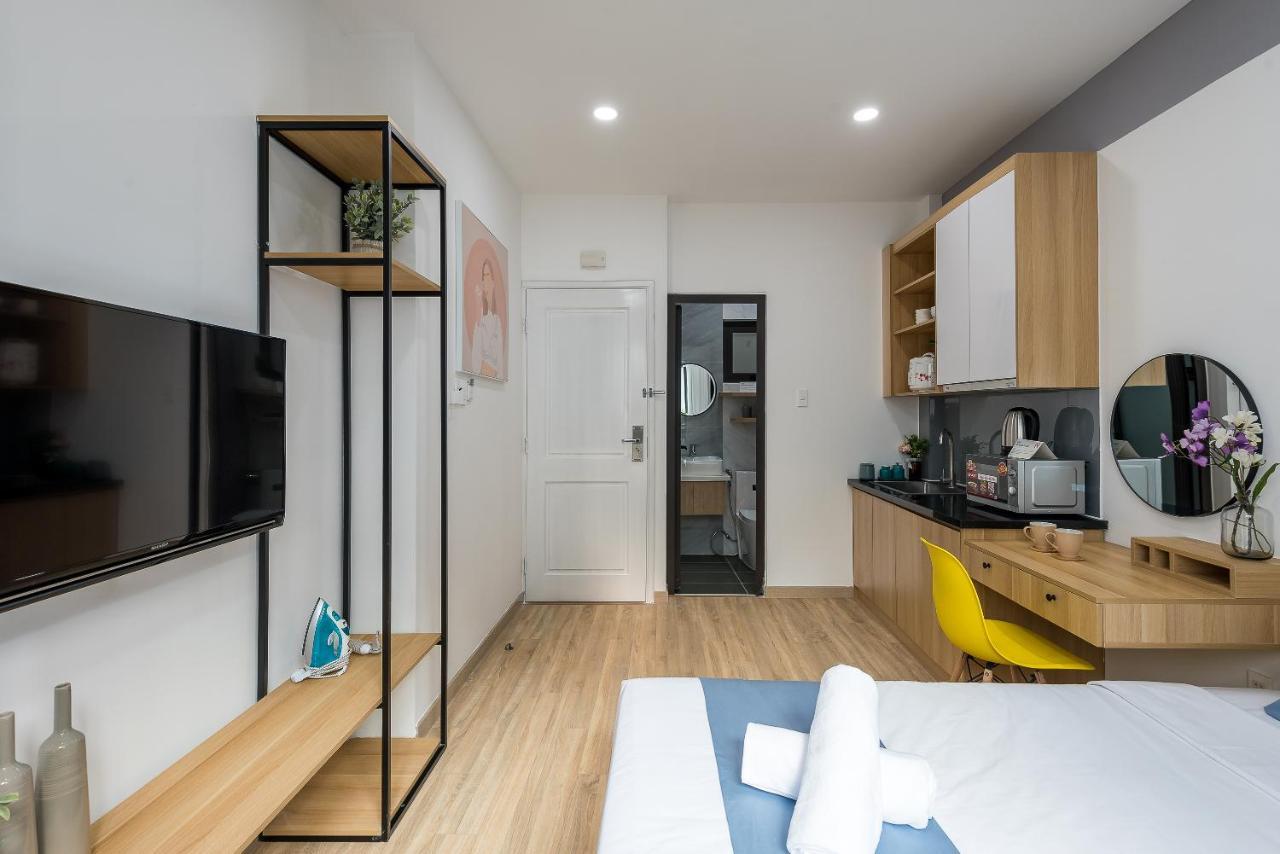 Cozrum Homes Ambera House ホーチミン市 エクステリア 写真
