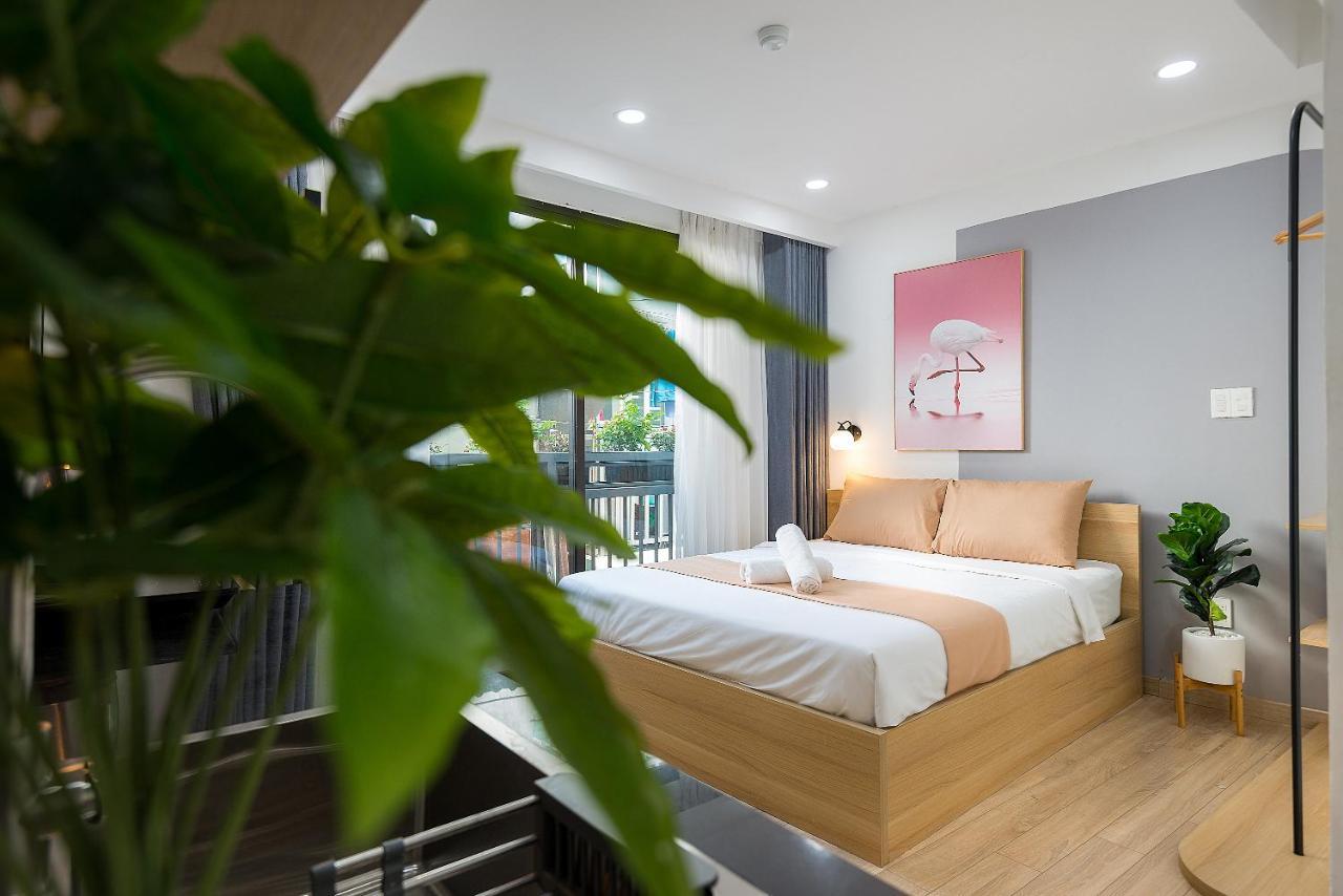 Cozrum Homes Ambera House ホーチミン市 エクステリア 写真